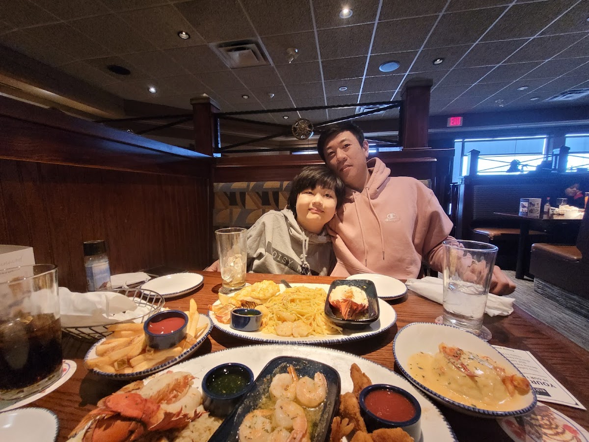 Red Lobster Photo 10