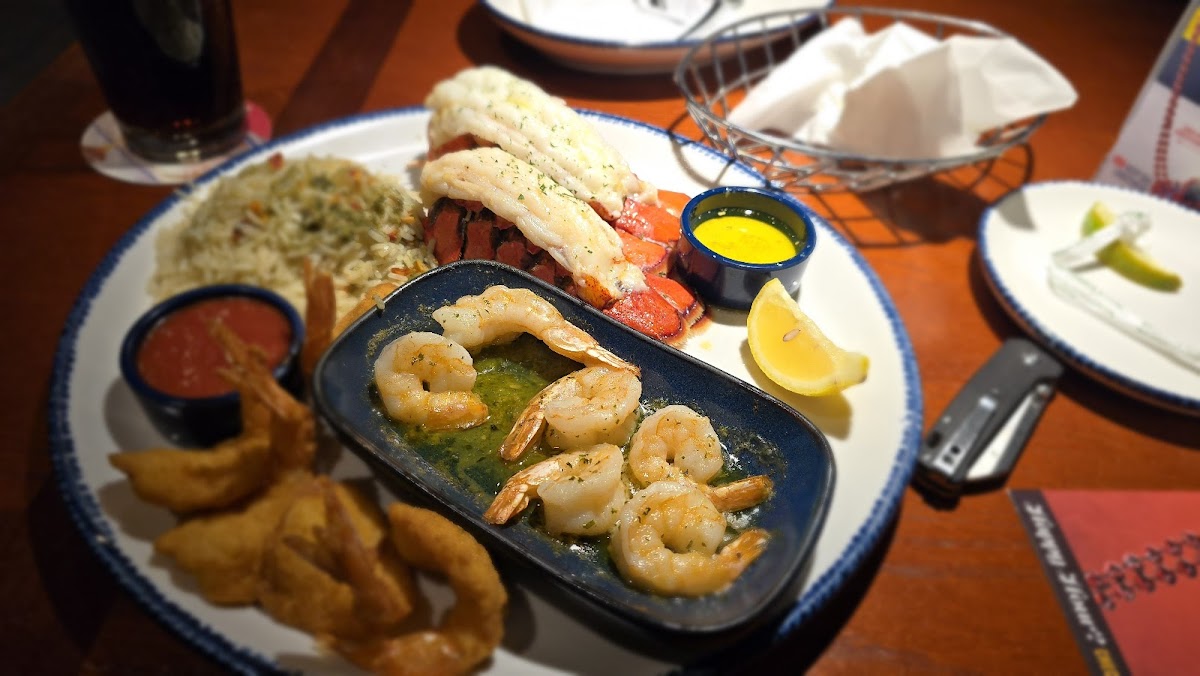 Red Lobster Photo 5